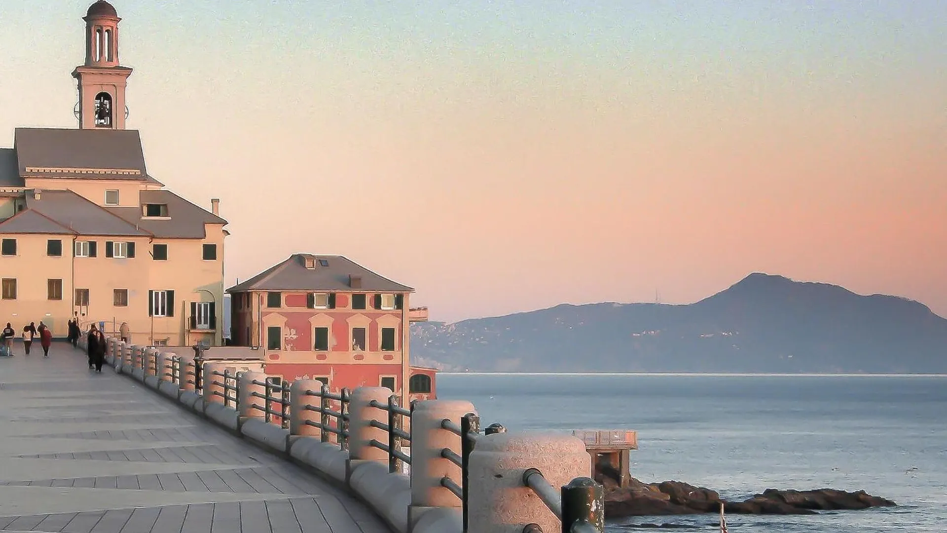 Stunning Home In Sori With Wifi Italy