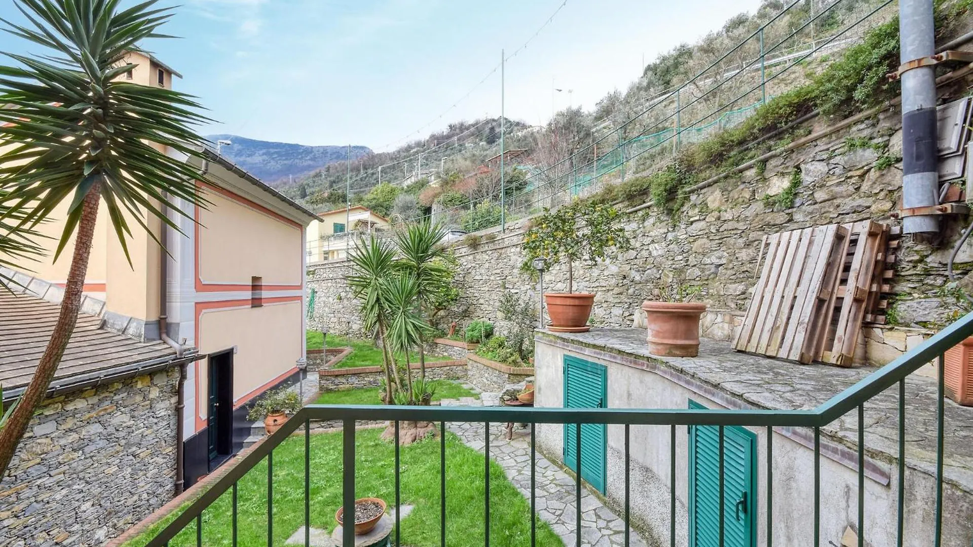 Semesterbostad Stunning Home In Sori With Wifi Italien